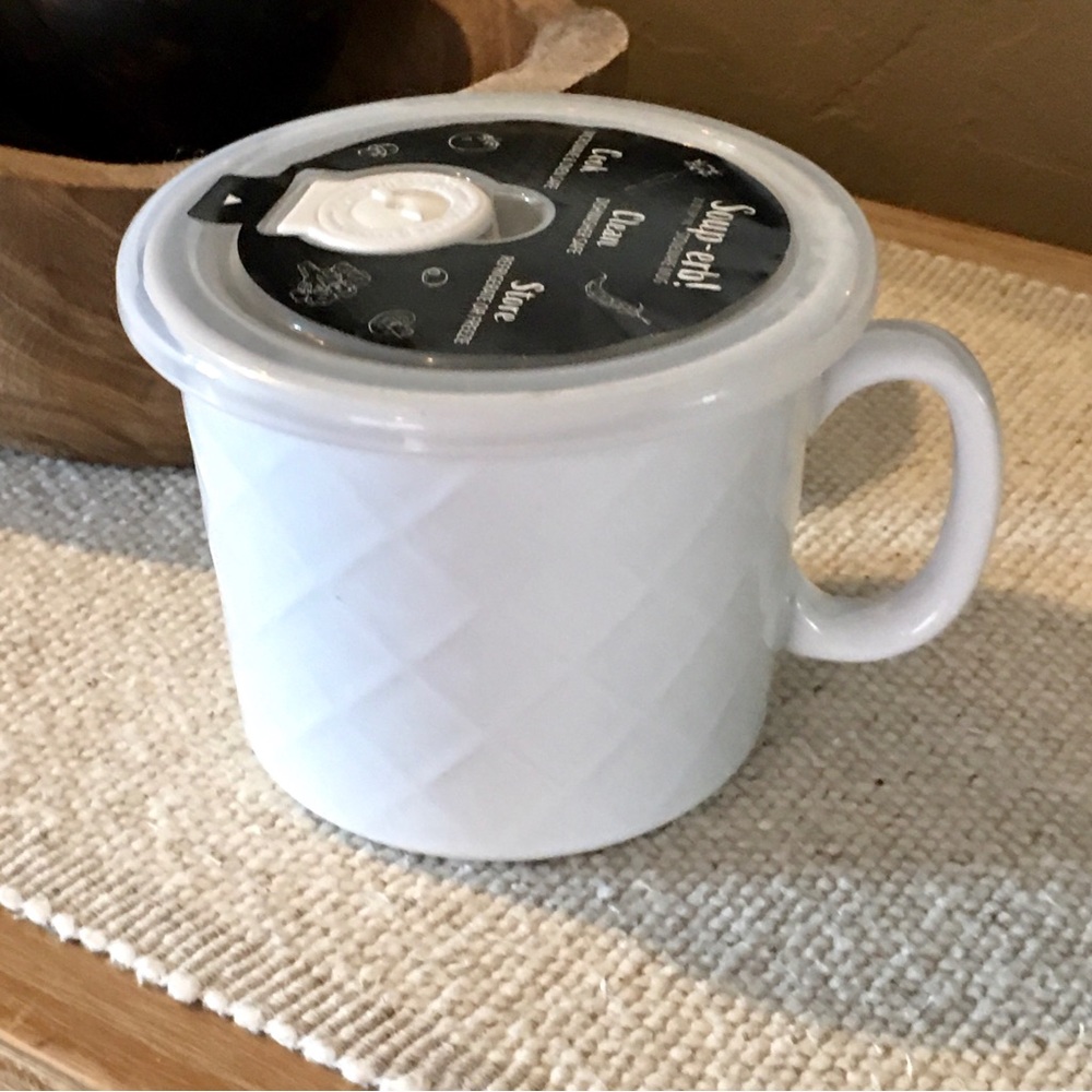 Ceramic hot food lunch soup storage bowl cottage farmhouse country home decor